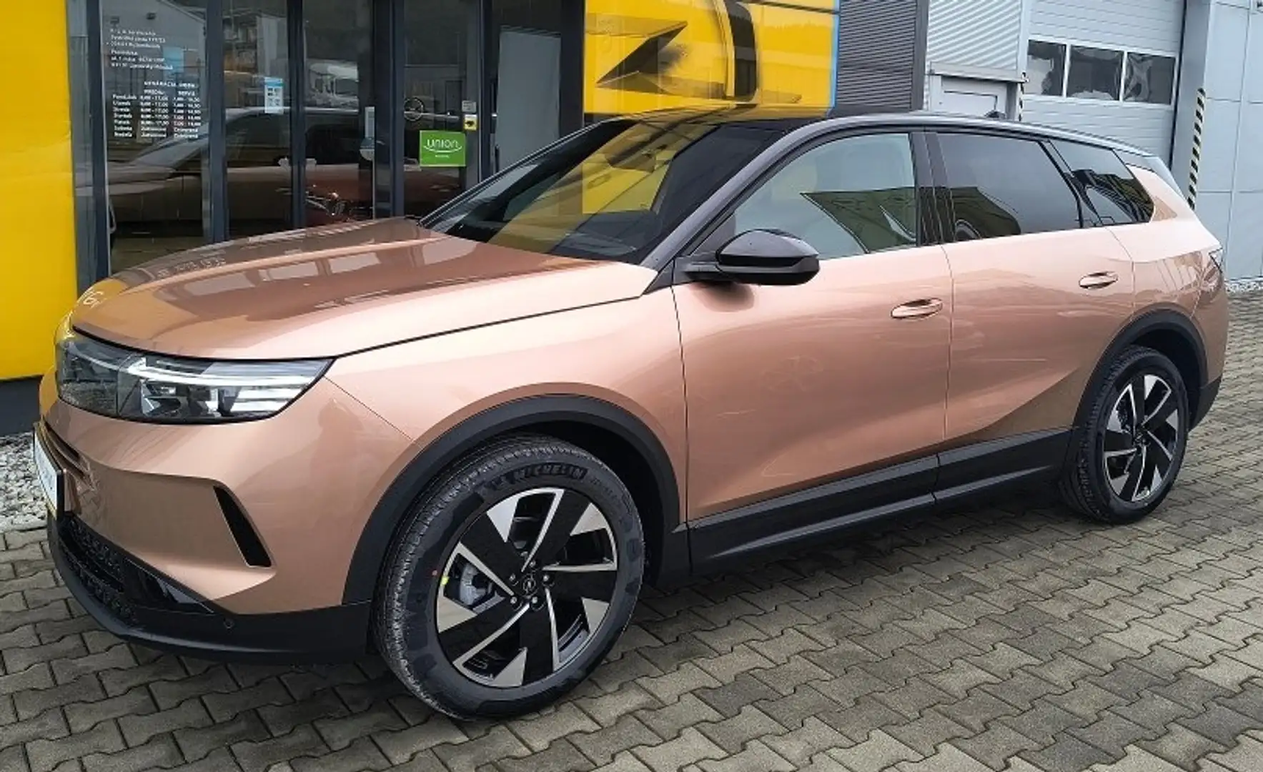 Opel Grandland GS 1.2 Ergo Kamera ACC PDC SH Oro - 1
