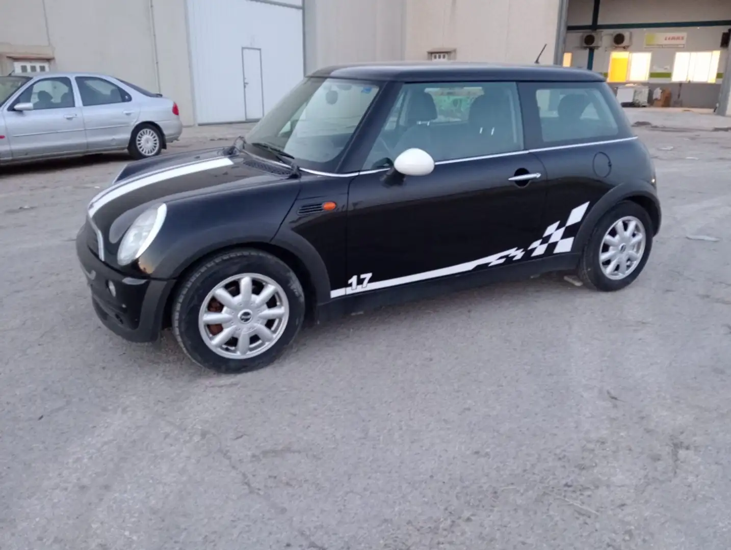 MINI One Noir - 1