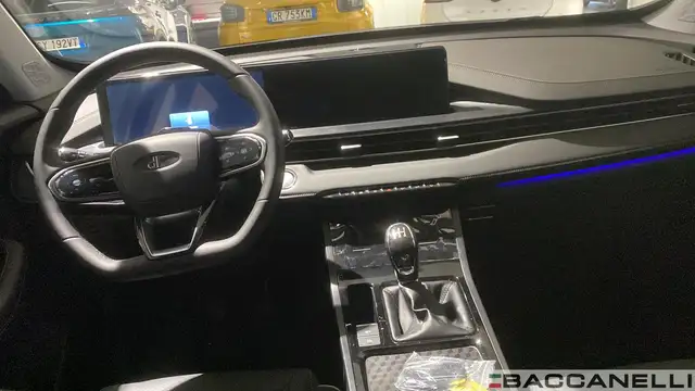 DR Automobiles DR5 view 15
