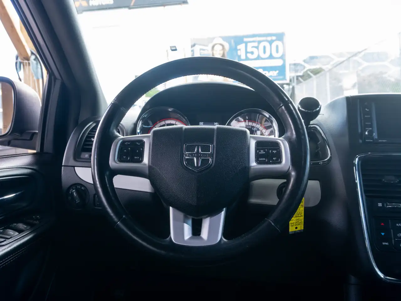 Dodge Grand Caravan снимка Dodge Grand Caravan