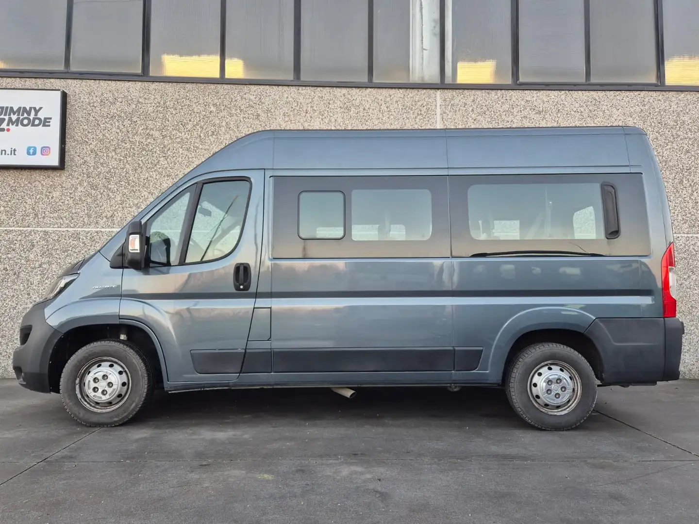 Fiat Ducato 2.3 MJT 9 posti INTROVABILE Gris - 2