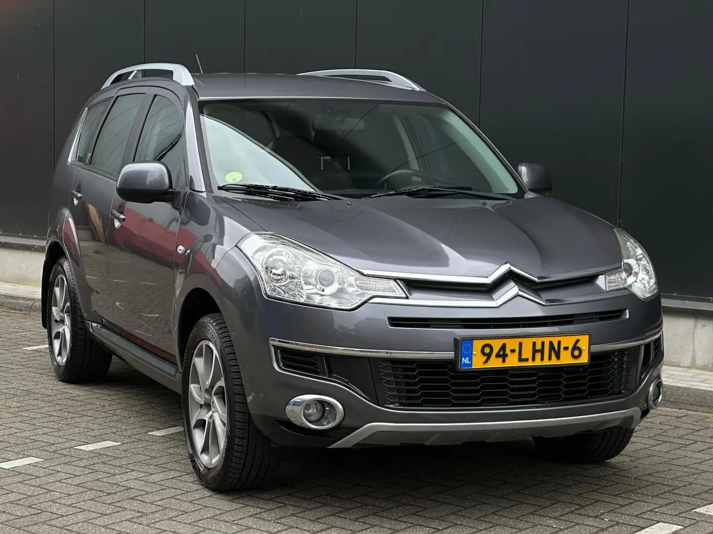 Citroen C-Crosser 2.4-16V Dynamique 4WD AUTOMAAT HALF-LEDER/CRUISE/A Gris - 2