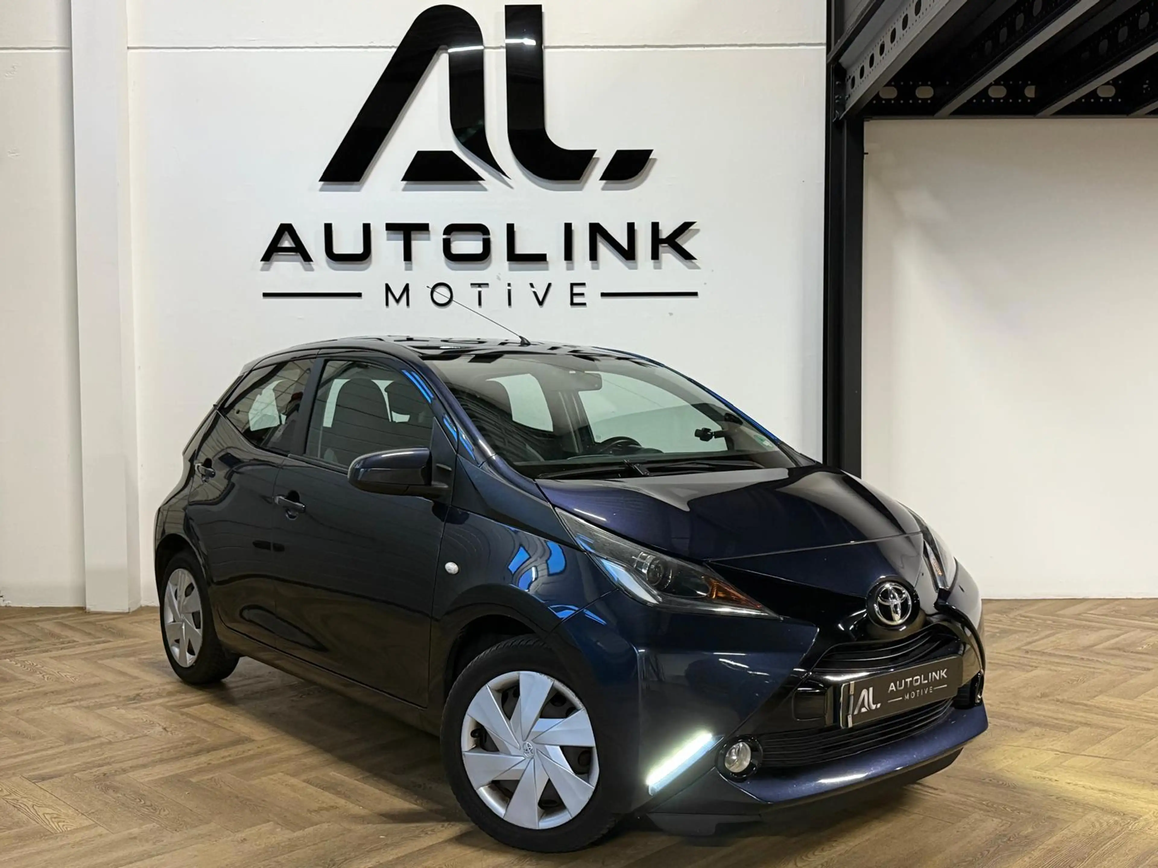 Toyota Aygo 1.0 VVT-i x-play |AIRCO|CRUISECONTROL|NAP|CAM — photo 3