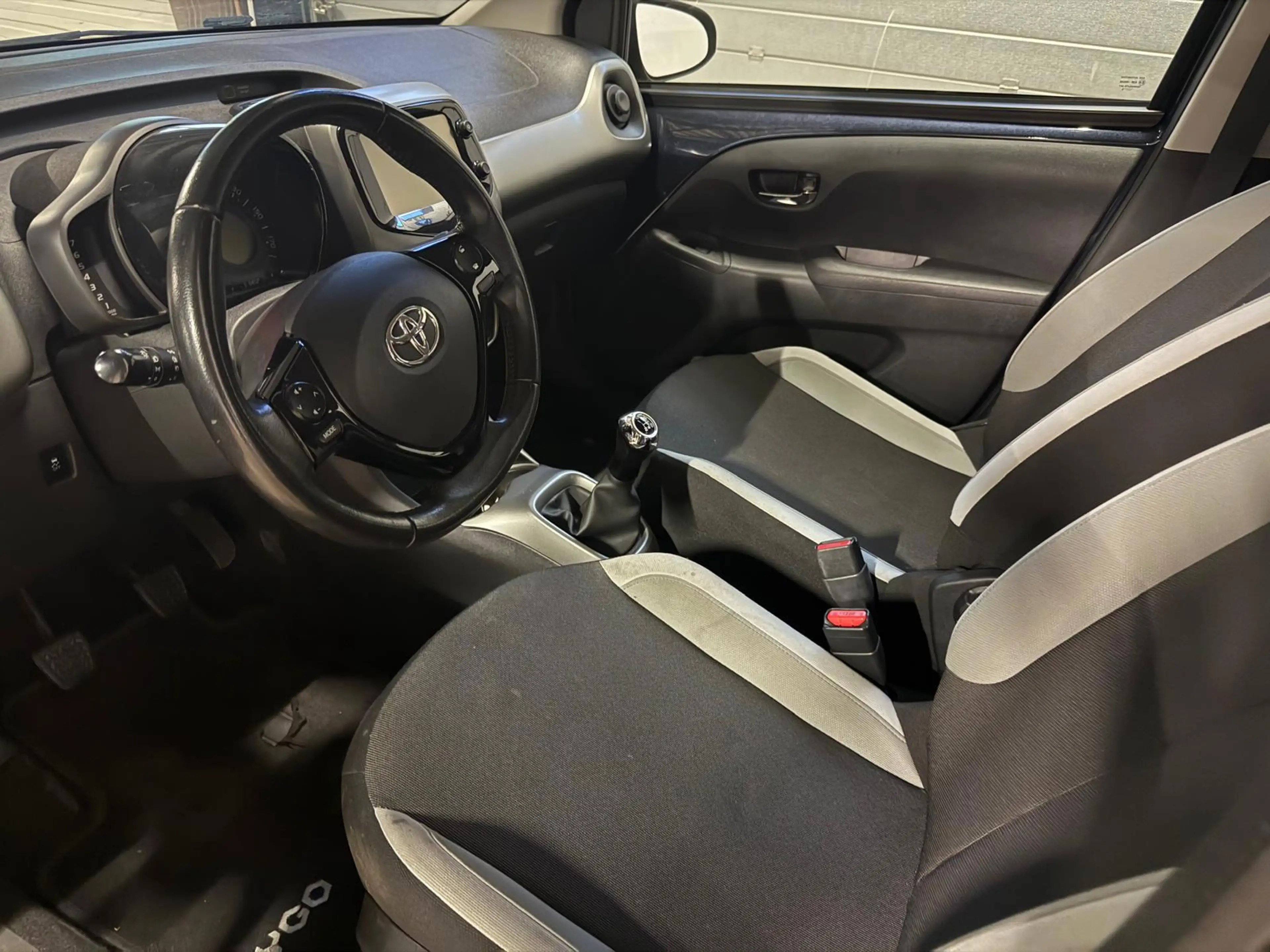 Toyota Aygo 1.0 VVT-i x-play |AIRCO|CRUISECONTROL|NAP|CAM — photo 8