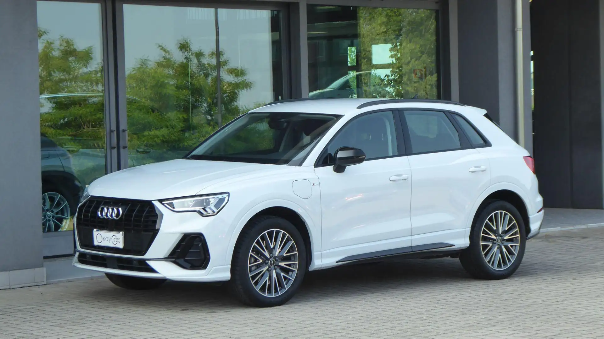 Audi Q3 45 TFSI e-tron S-Tronic S-Line edition Bianco - 1