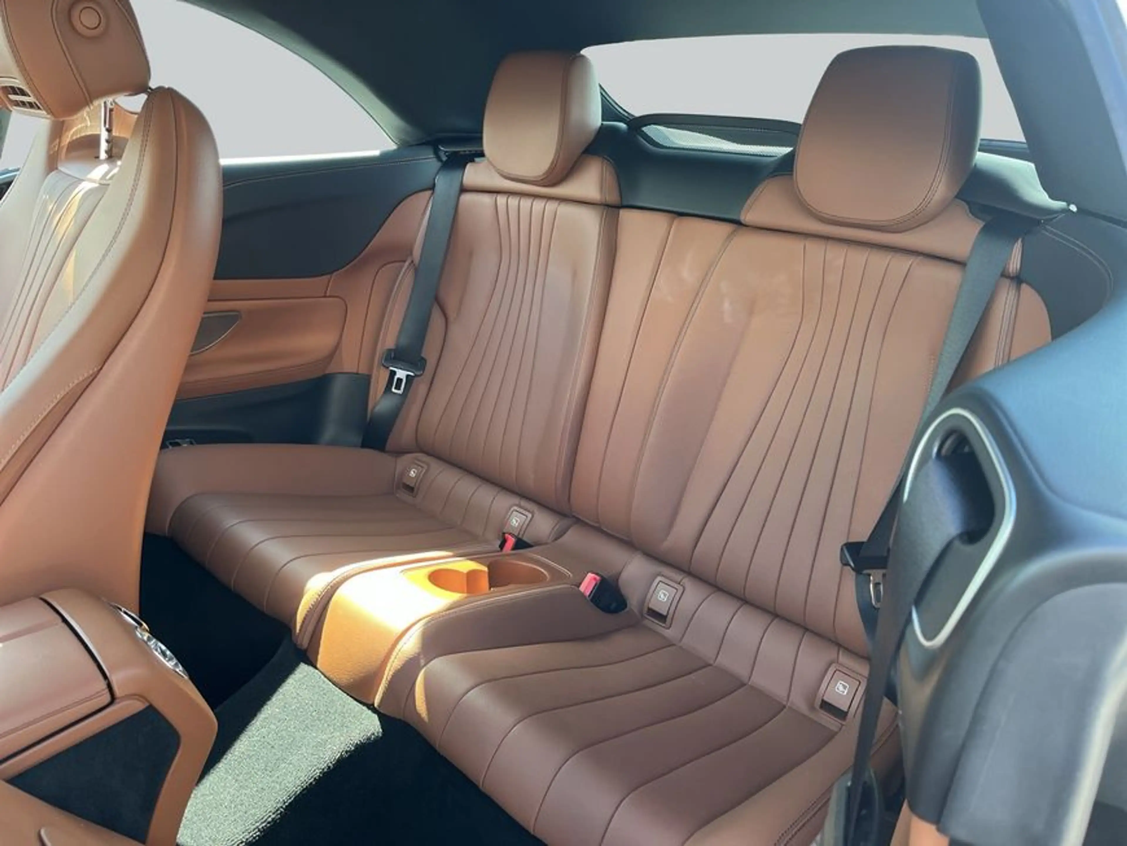 Mercedes-Benz E 450 E-Klasse — photo 10