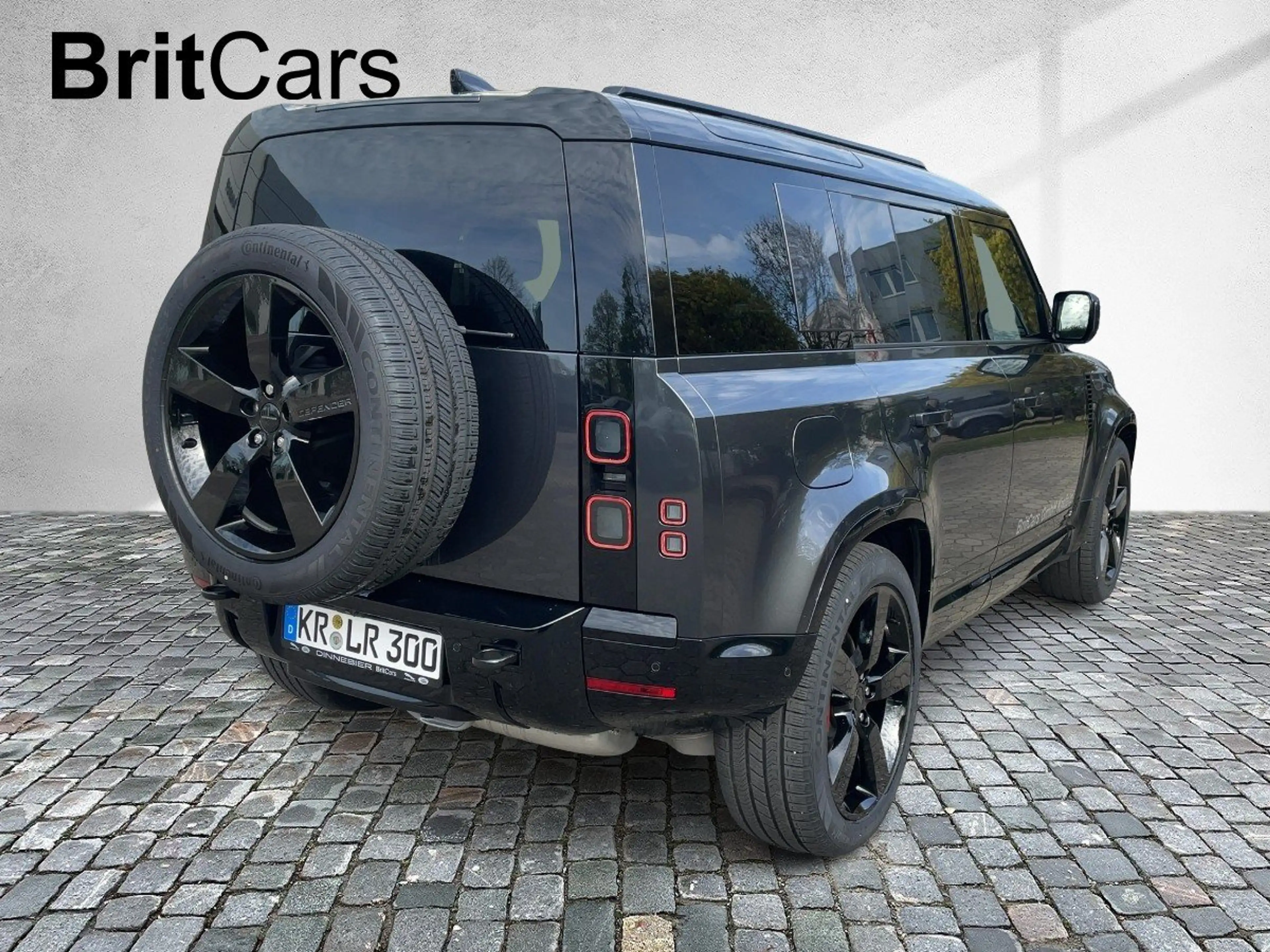 Land Rover Defender 110 D350 X 360-CAM ACC 22 Z AHK Luft — photo 5