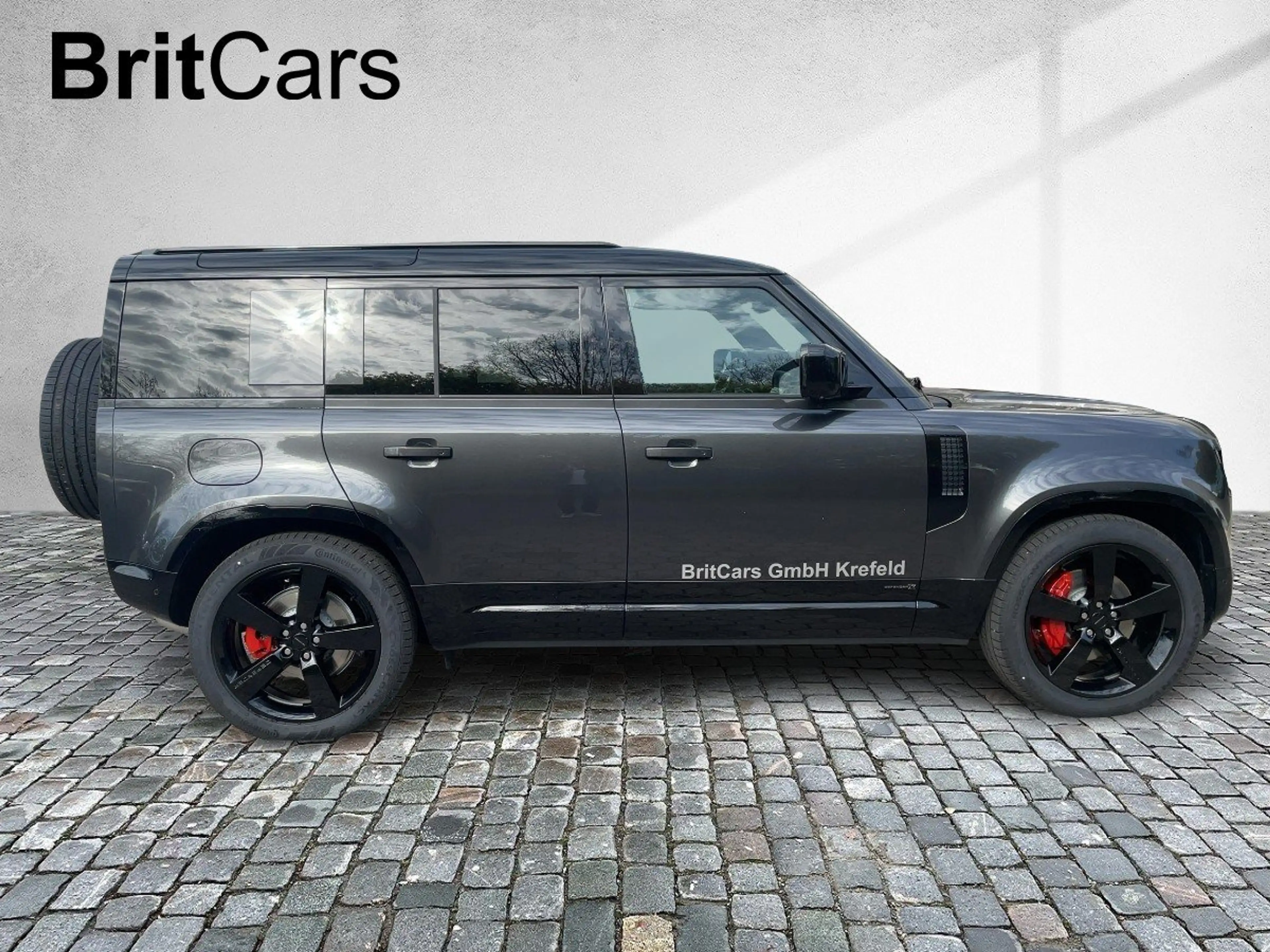 Land Rover Defender 110 D350 X 360-CAM ACC 22 Z AHK Luft — photo 6