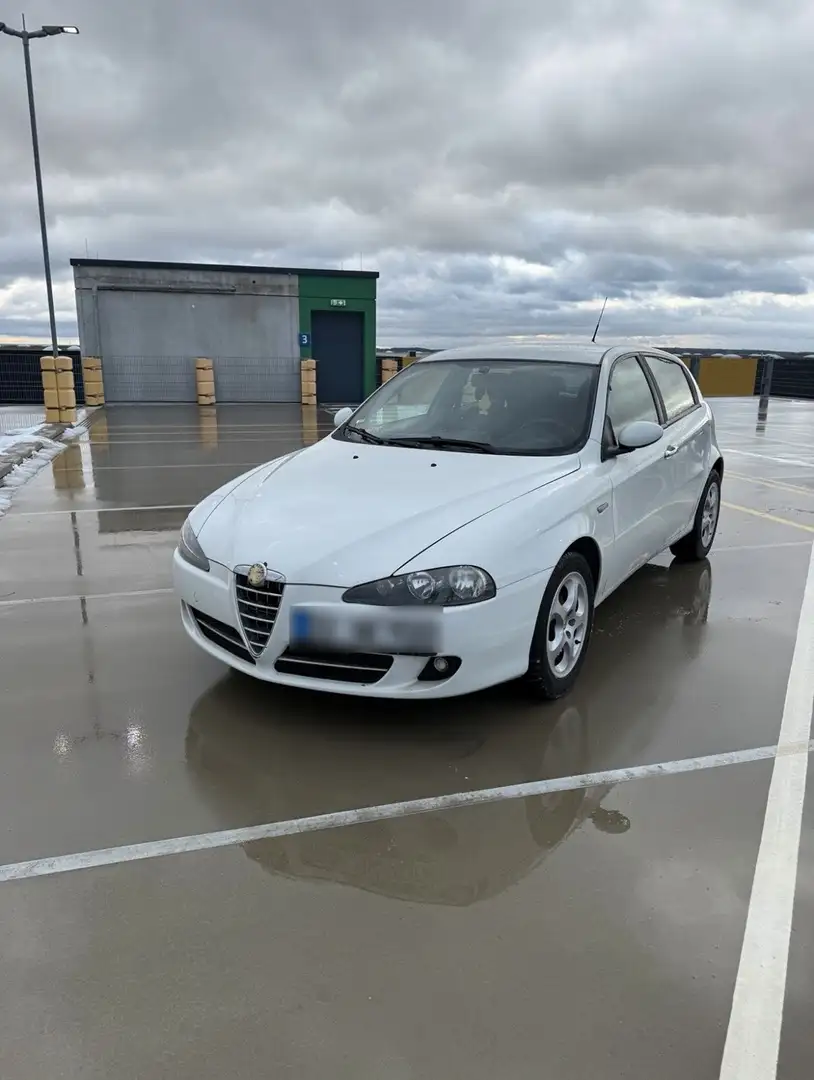 Alfa Romeo Alfa 6 1.6 TS 16V TÜV 8.2026 Top Zustand Weiß - 1