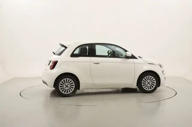 Fiat 500 view 6