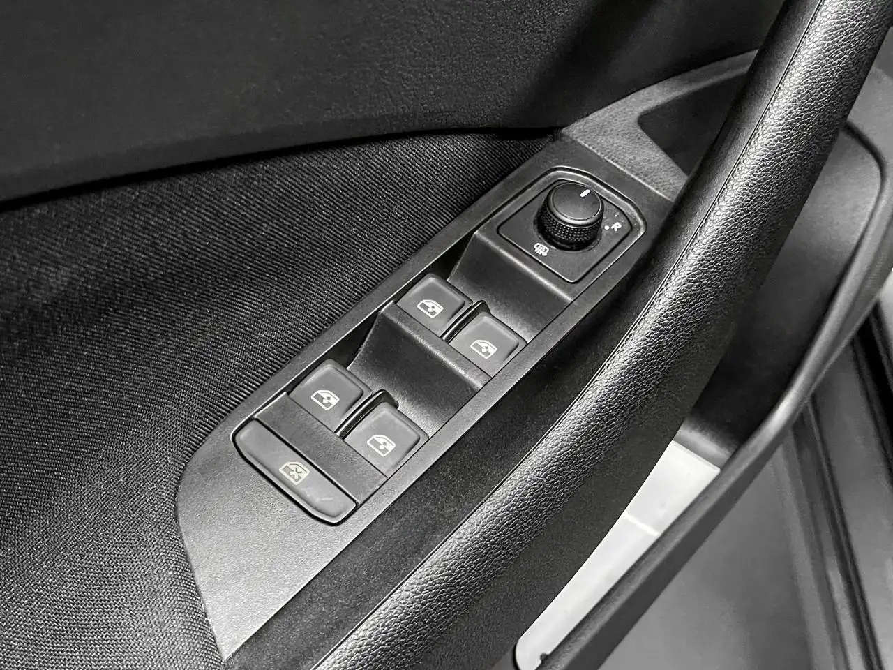 Skoda Kamiq 1.0 TSI / TREKHAAK AFN. / CARPLAY / C.C. / LED / PDC, миниатюра 6