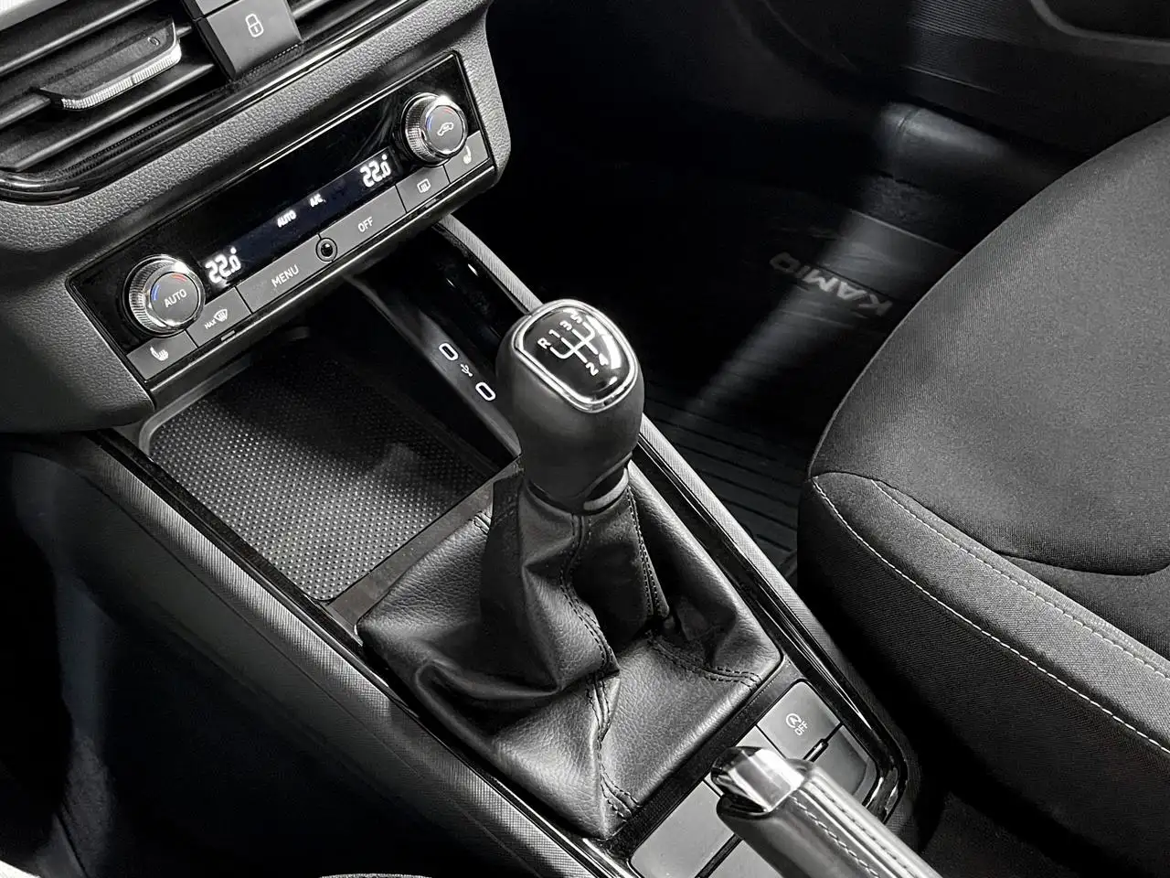 Skoda Kamiq 1.0 TSI / TREKHAAK AFN. / CARPLAY / C.C. / LED / PDC, миниатюра 9