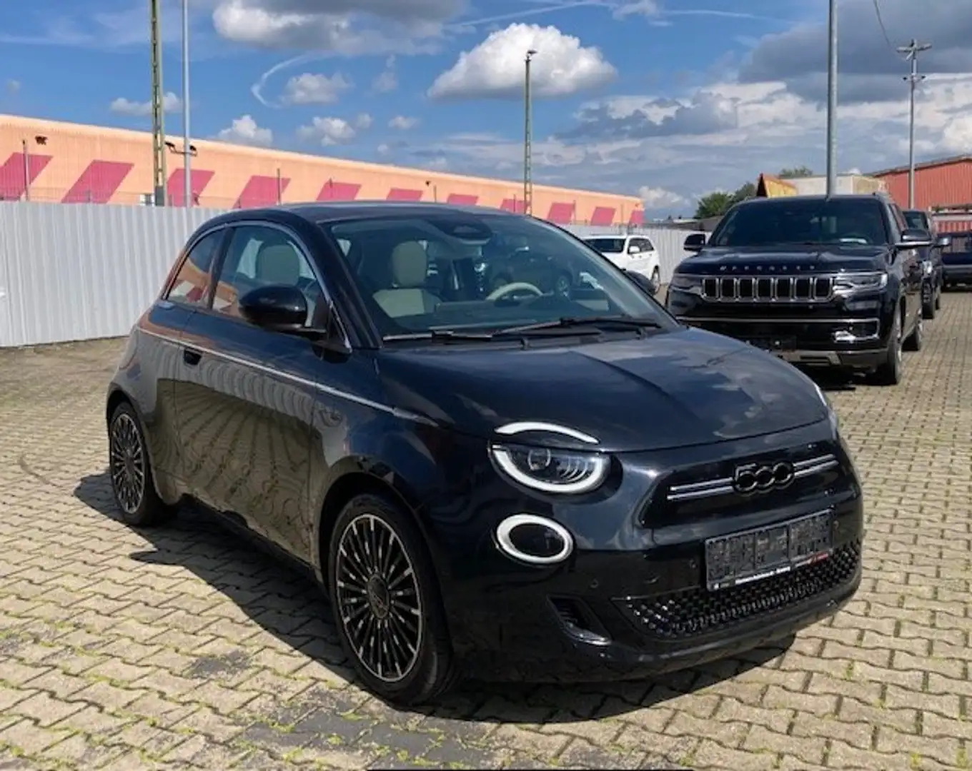 Fiat 500 La Prima 42kWh/Sitzheizung/Navi/Kamera/Glasdach Schwarz - 1
