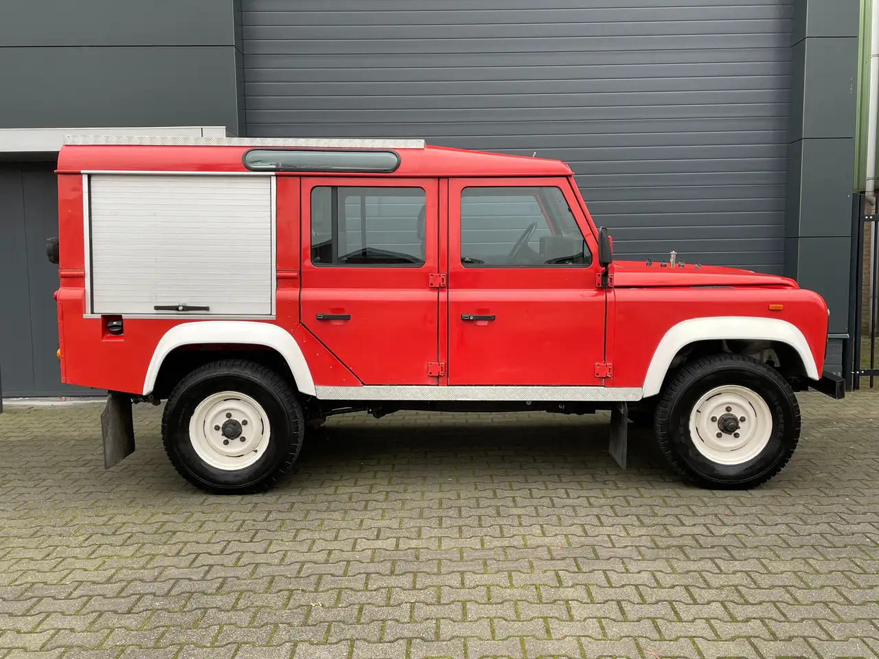 Land Rover Defender 3.5 V8 Defender only 15.000 kilometer, foto 3