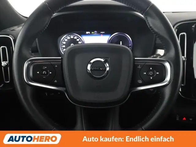 Volvo XC40 view 19