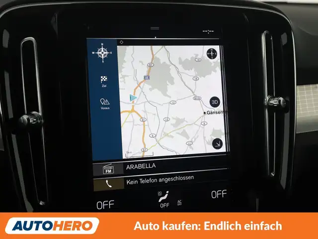 Volvo XC40 view 21