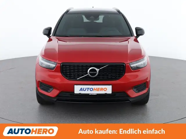 Volvo XC40 view 9