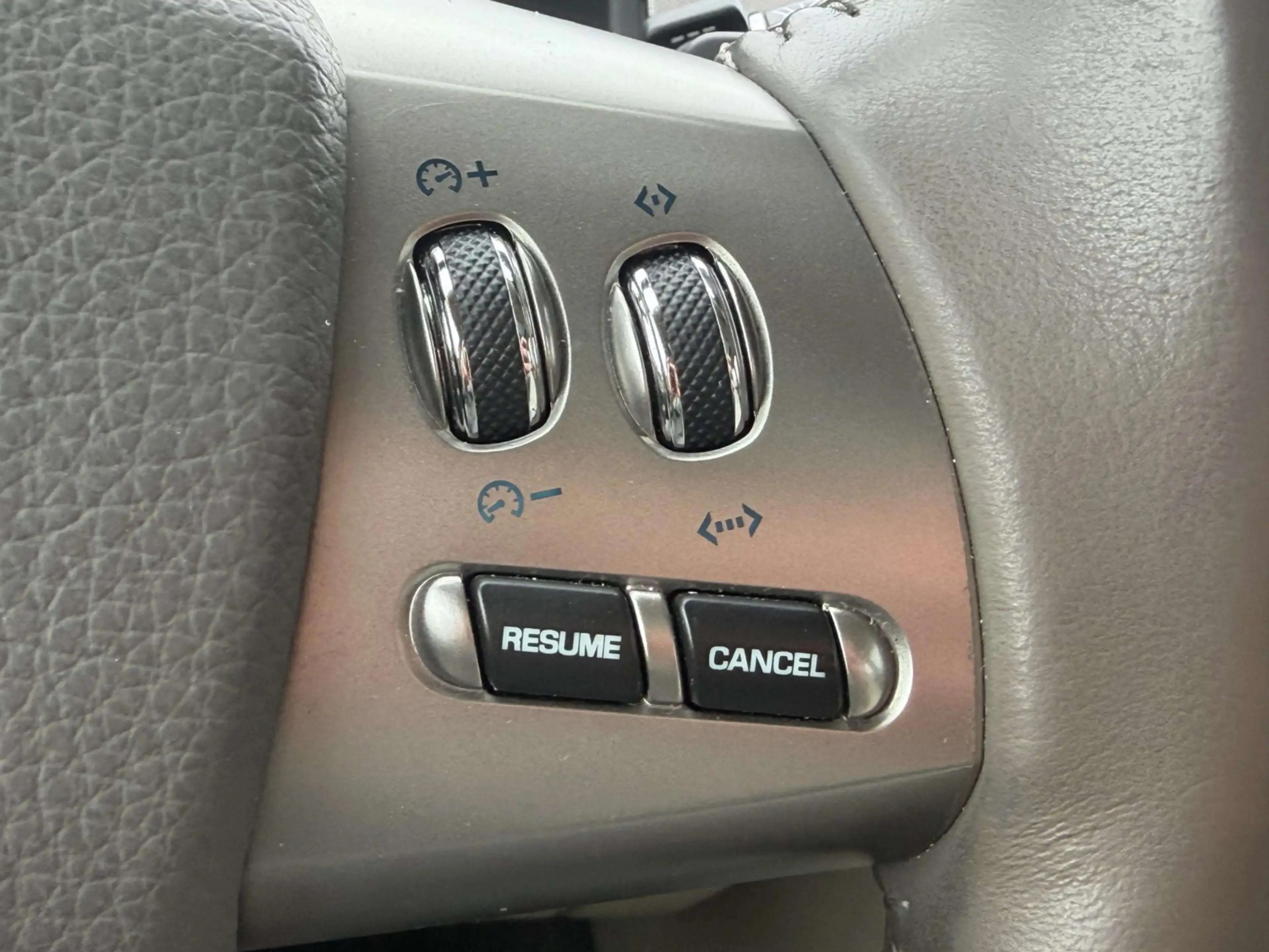 Jaguar XF 4.2 V8 SV8 Supercharged | Bowers & Wilkins | Panor — photo 18