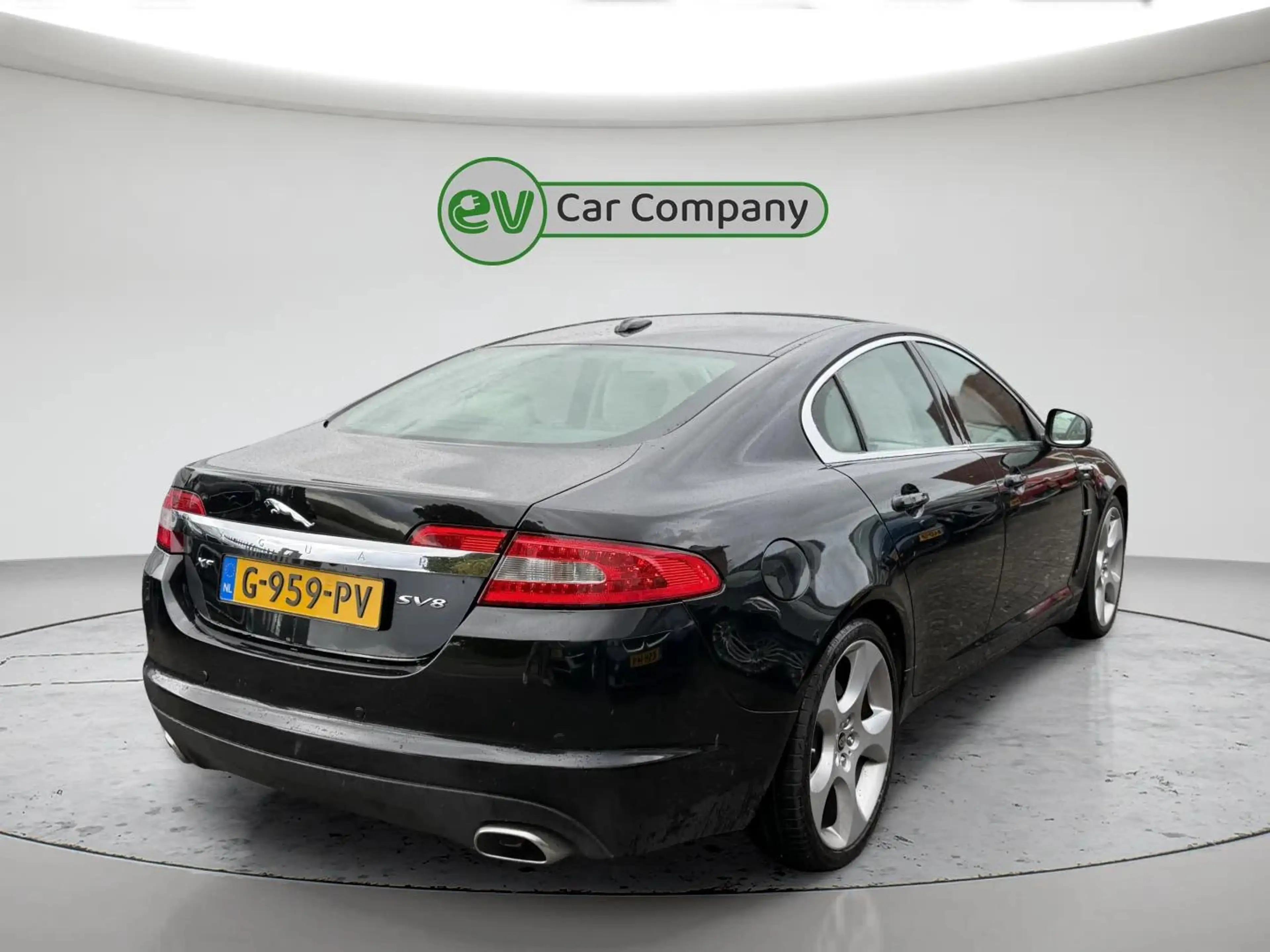 Jaguar XF 4.2 V8 SV8 Supercharged | Bowers & Wilkins | Panor — photo 4