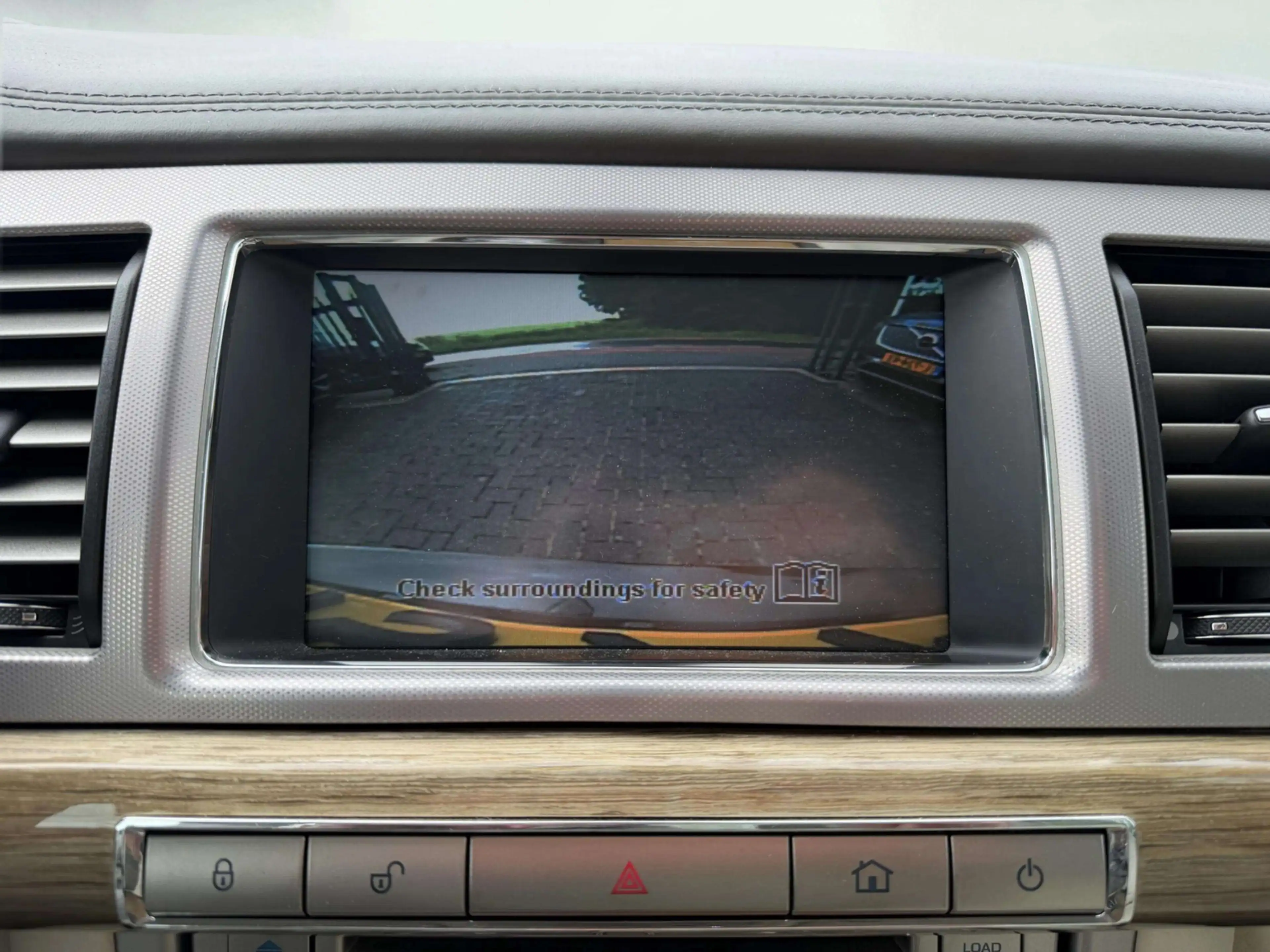 Jaguar XF 4.2 V8 SV8 Supercharged | Bowers & Wilkins | Panor — photo 14