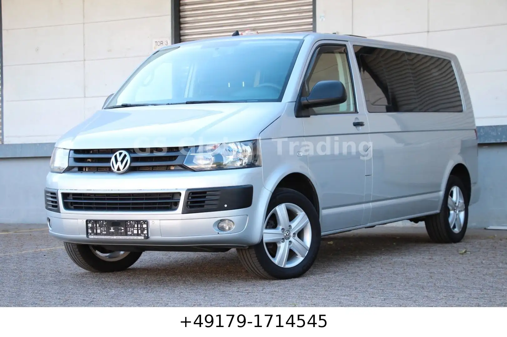 Volkswagen T5 Caravelle Lang 2.0TDI Autm. Klima Navi PDC BC Plateado - 1
