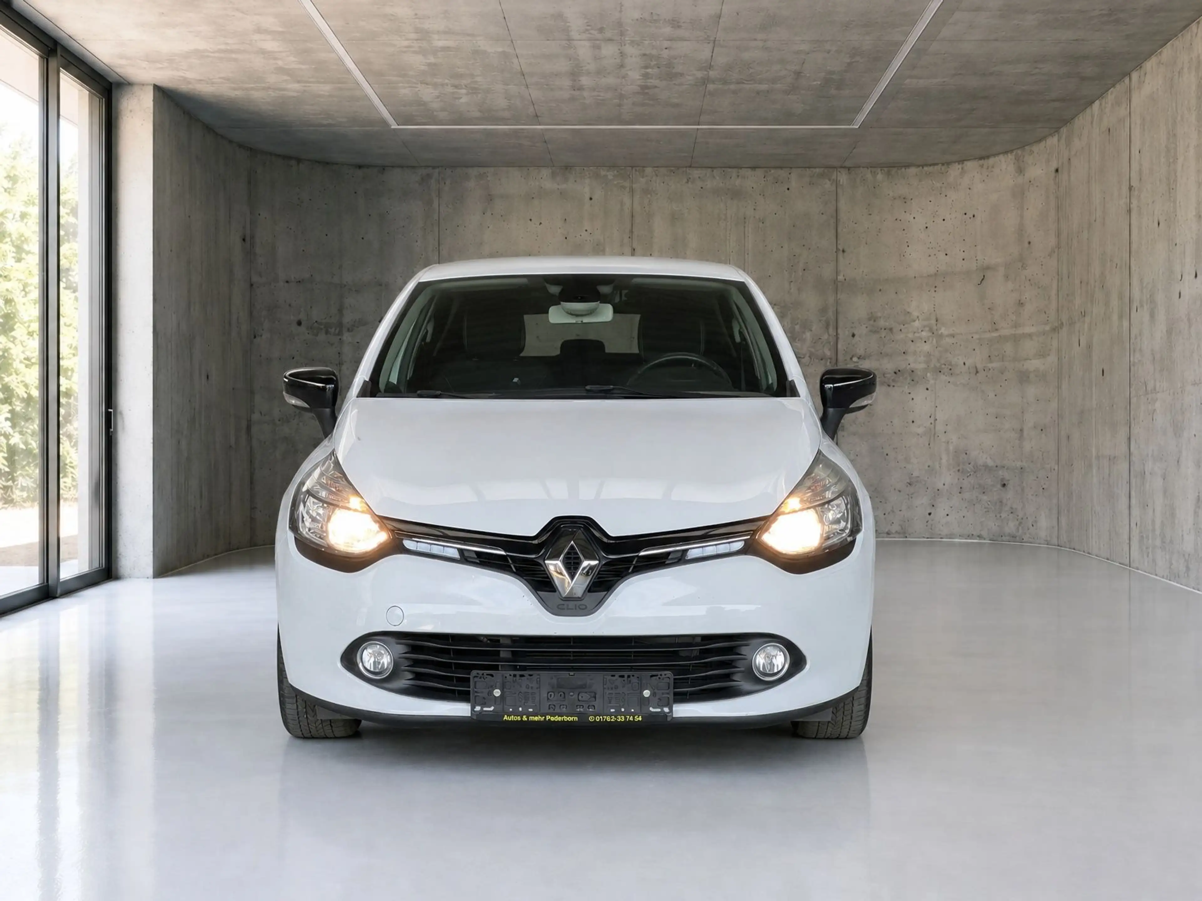 Renault Clio Limited *NAVI*PDC*KLIMAAUT*KEYLESS*TEMPOMAT — photo 2