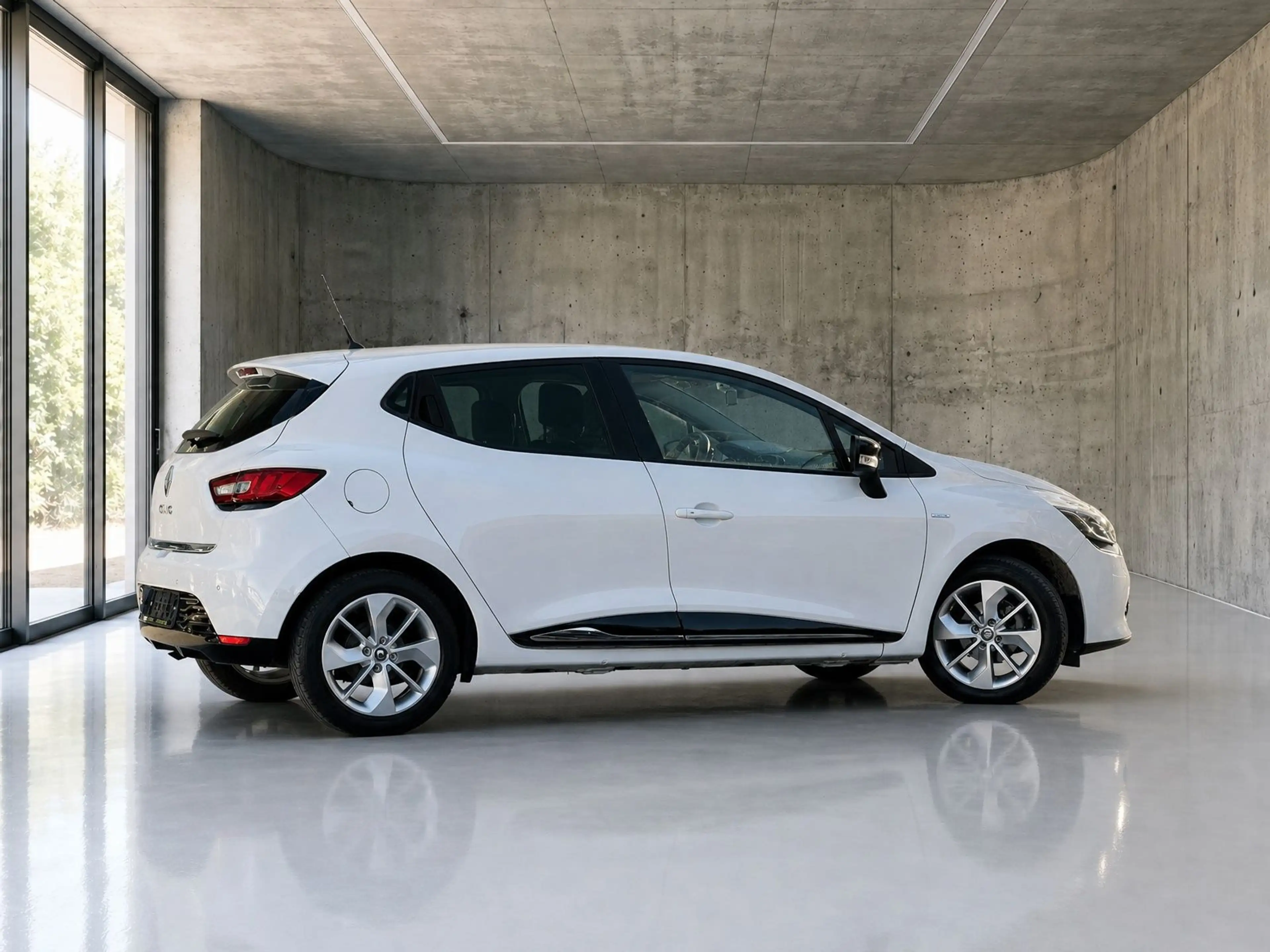 Renault Clio Limited *NAVI*PDC*KLIMAAUT*KEYLESS*TEMPOMAT — photo 10