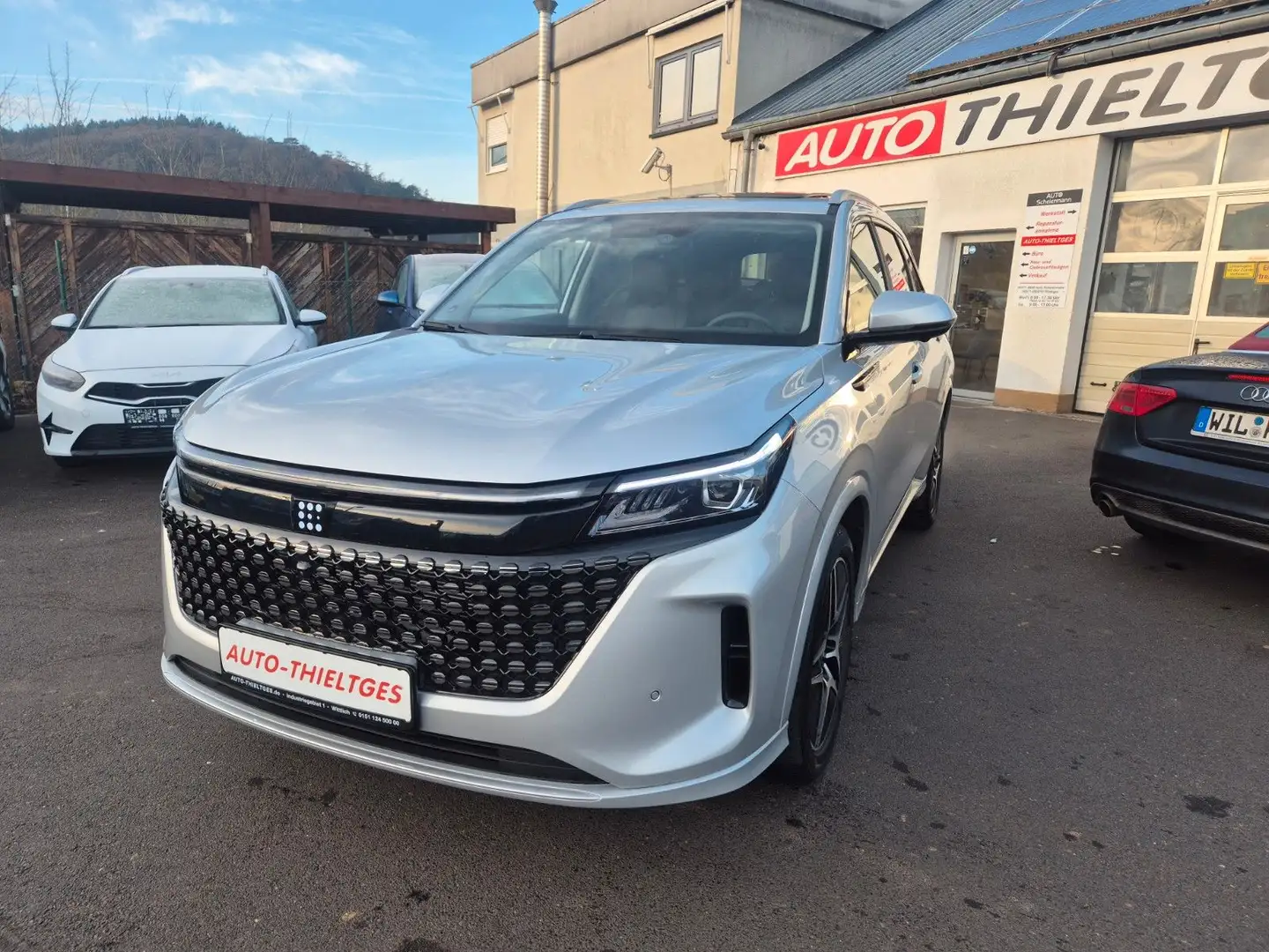 DFSK Sonstige Fengon E5 Hybrid,7.Sitzer Vollausst. Silber - 1