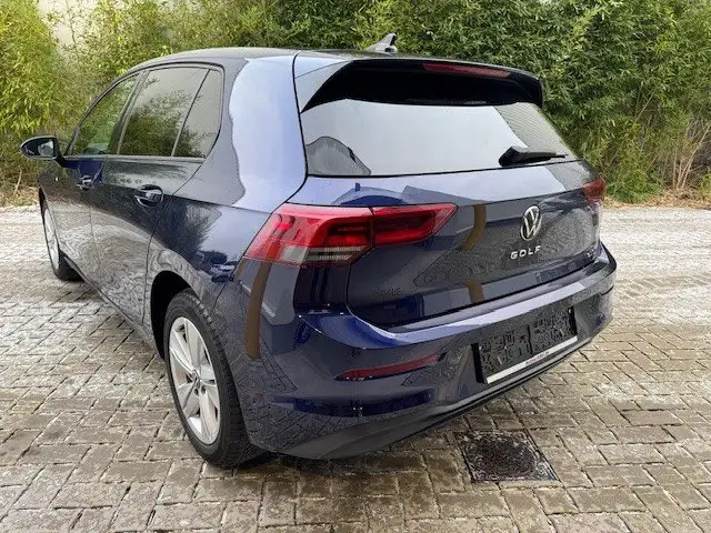 Volkswagen Golf view 8