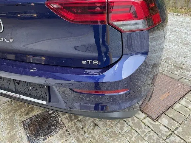 Volkswagen Golf view 10