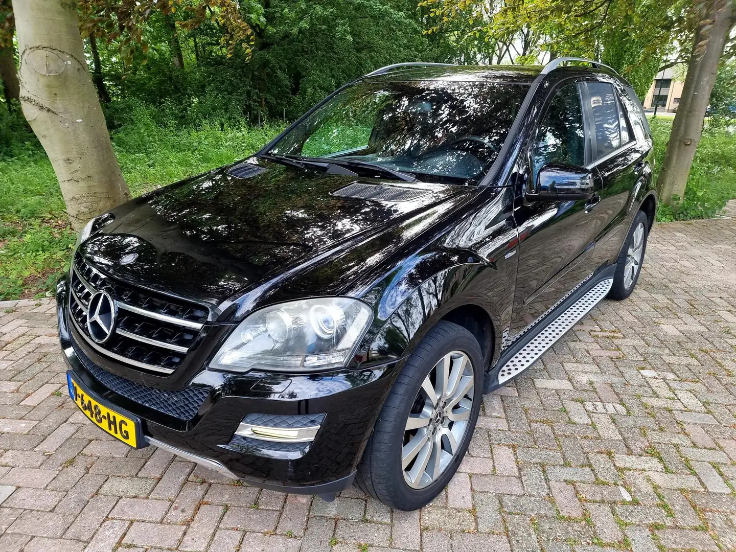 Mercedes-Benz ML 300 ML 300 BlueEFF. Чёрный - 1