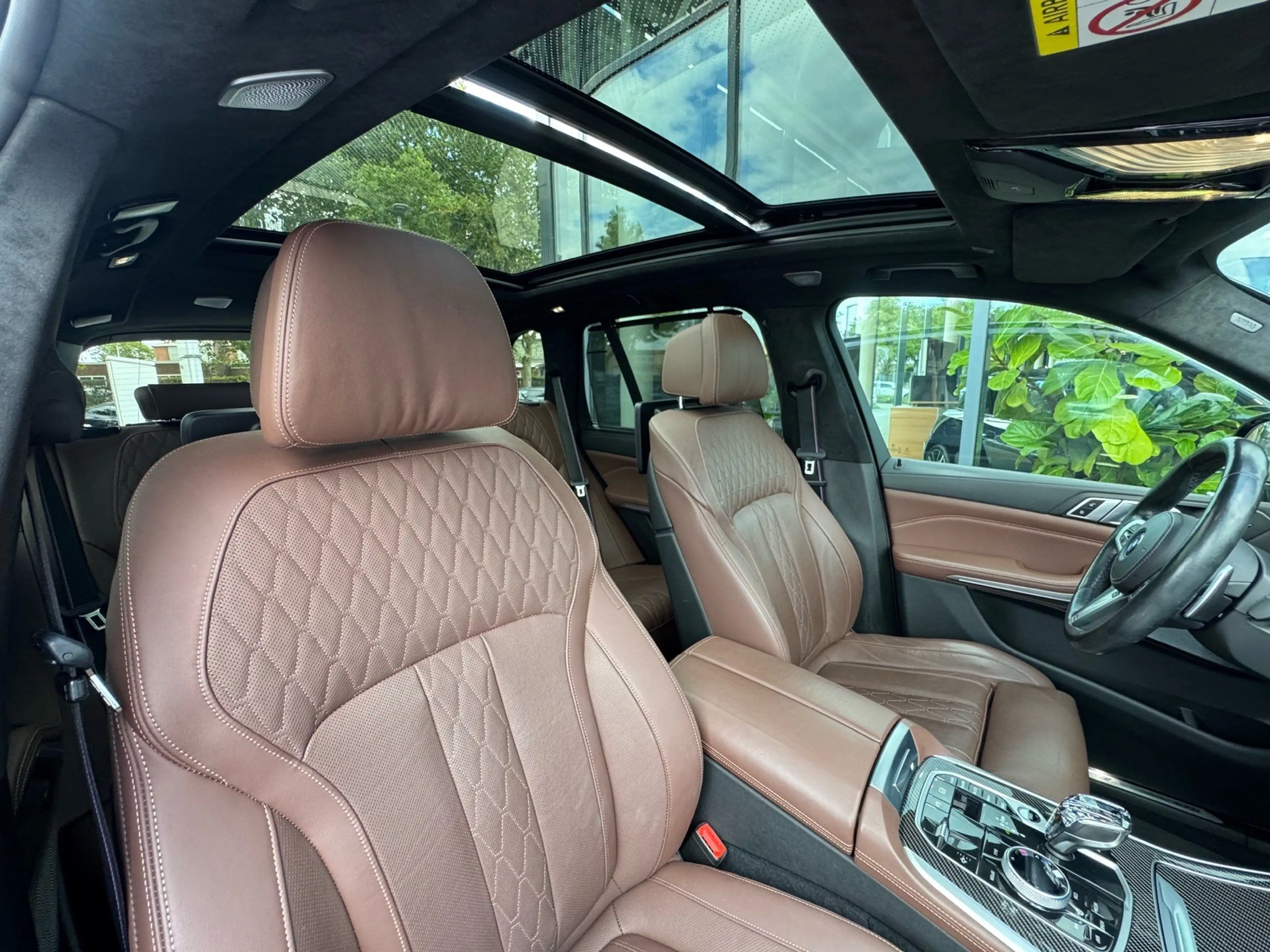 BMW X5 xDrive45e M Sport Luft TV Pano Laser AHK B&W — photo 15