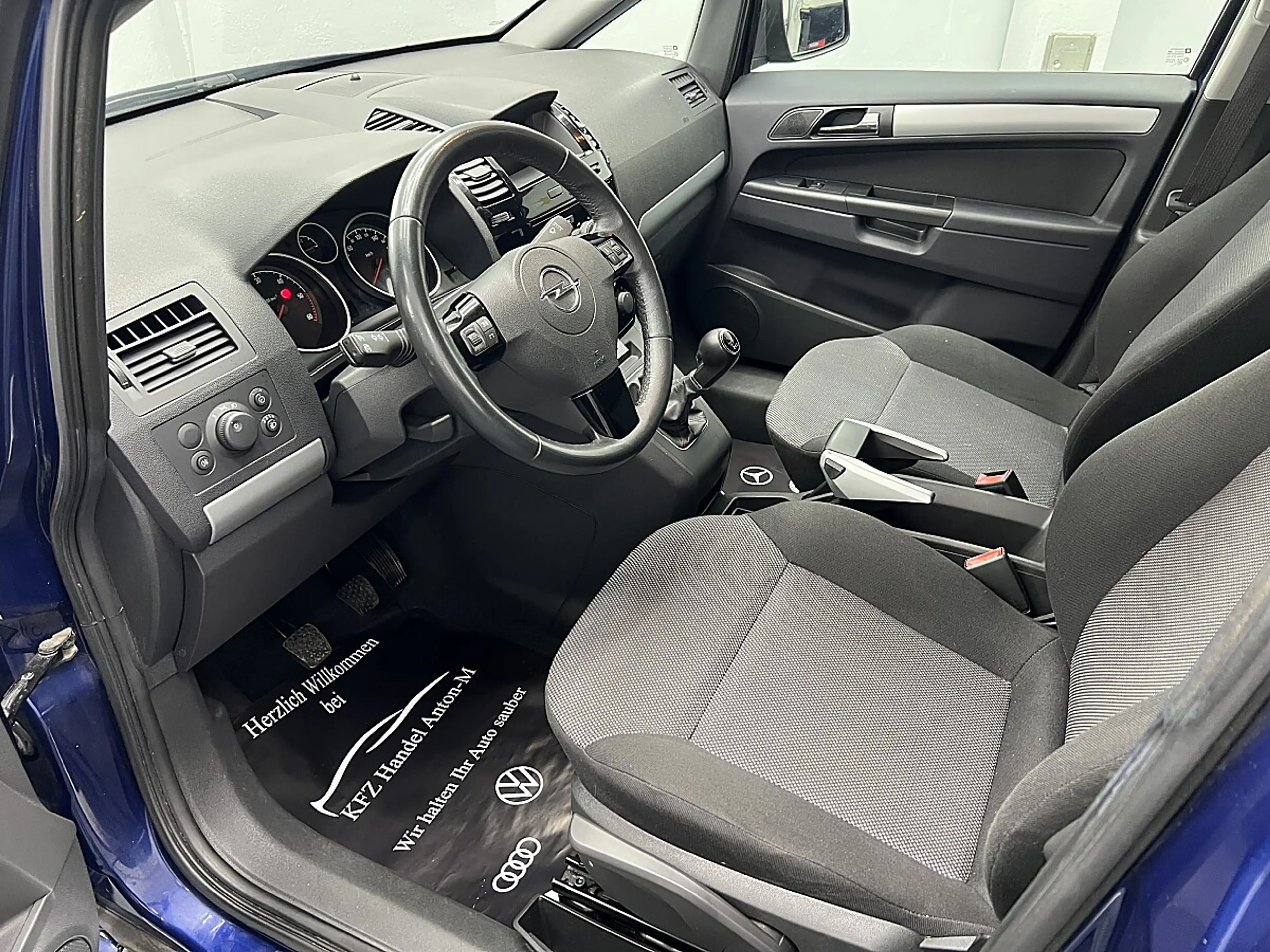 Opel Zafira 1,9 CDTI * 7 SITZER * SOFORT FINANZIERUNG & EIN... — photo 9