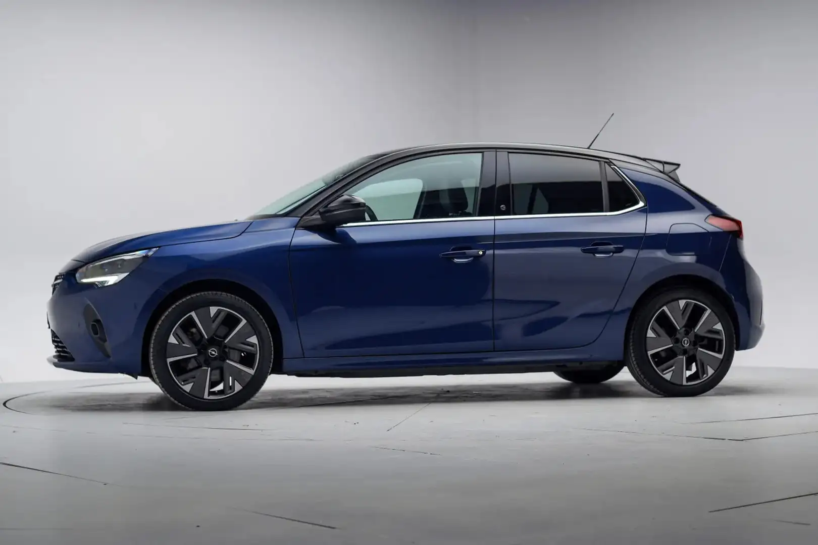 Opel Corsa 50 kWh Elegance 3-Fase [ Navi Apple/Android Camera Bleu - 2