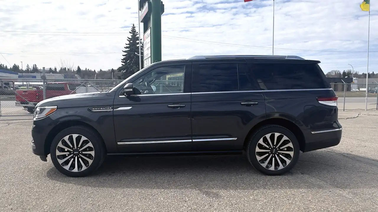 Lincoln Navigator 2022