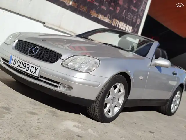 Mercedes-Benz SLK 200