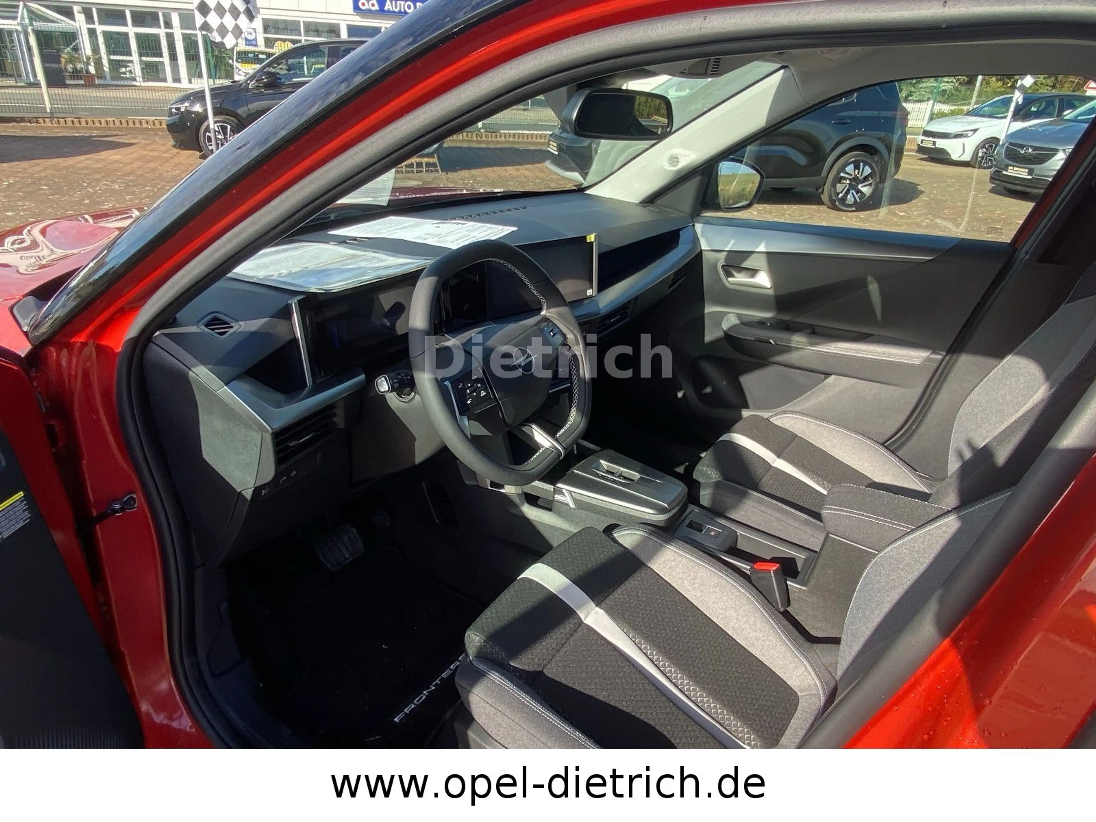 Opel Frontera GS 1.2 145PS Hybrid Automatik 7-Sitz. — photo 12