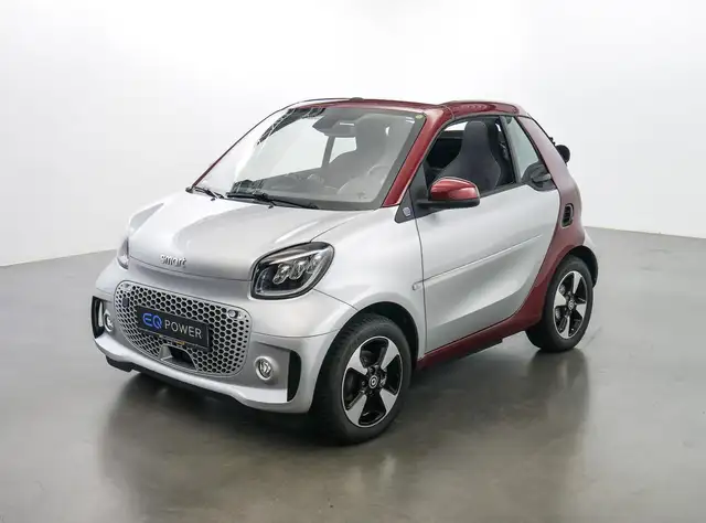 smart forTwo EQ cabrio passion EXCLUSIVE: SCHNELLLADER