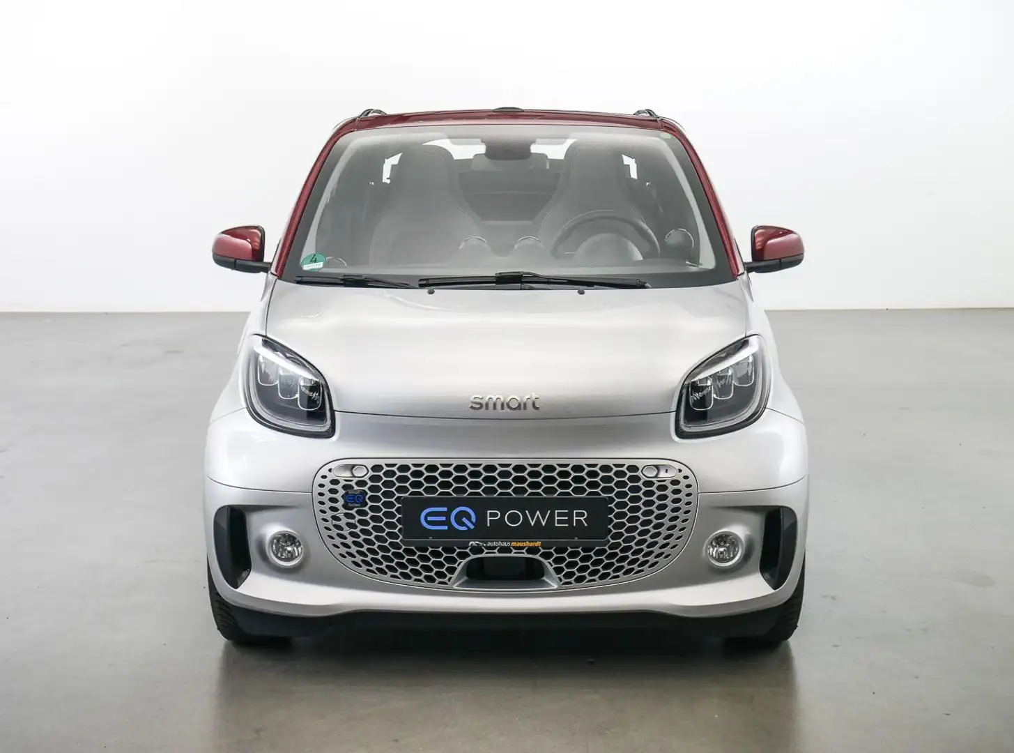 smart forTwo EQ cabrio passion EXCLUSIVE: SCHNELLLADER Silber - 2