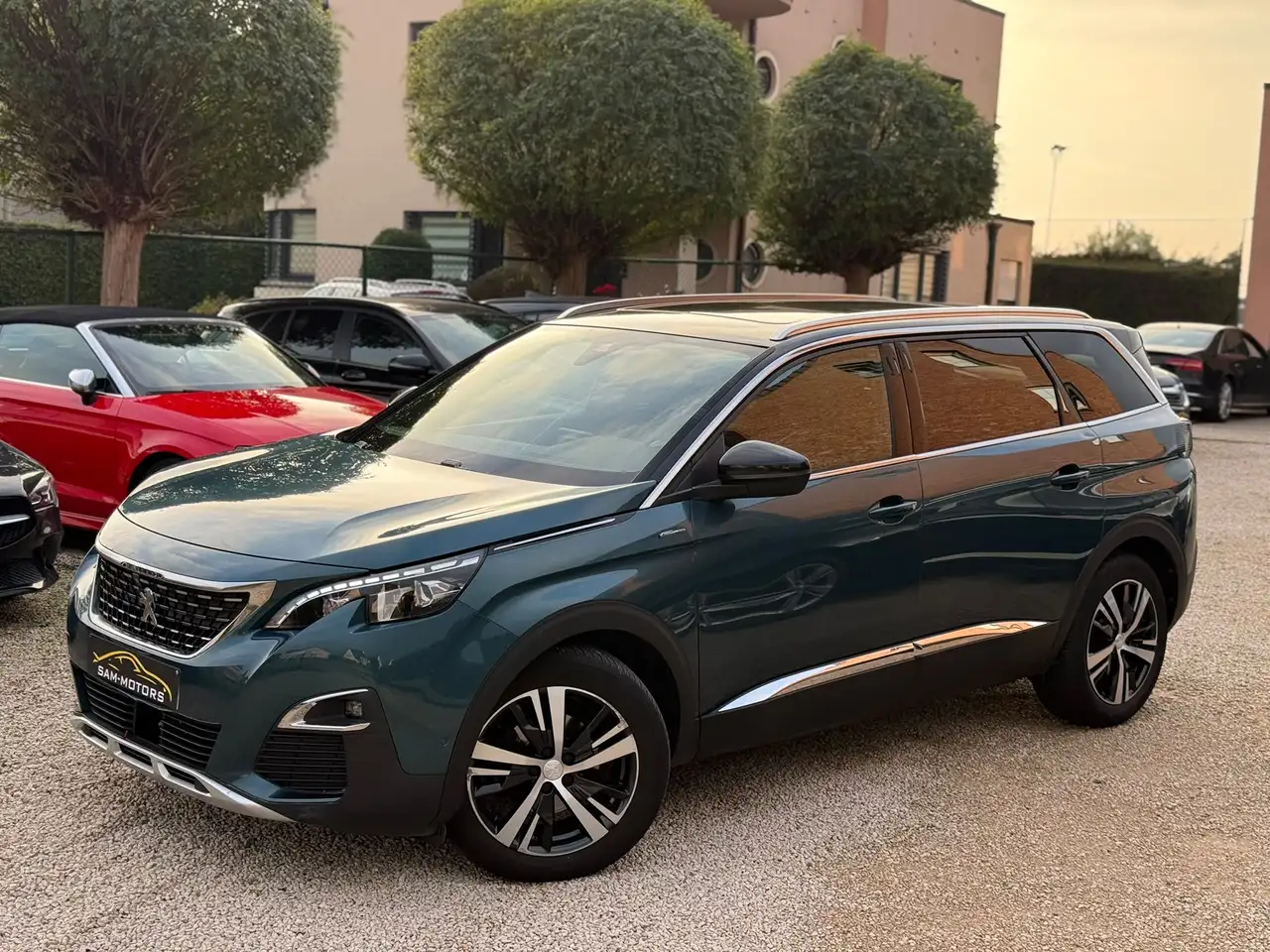 Peugeot 5008