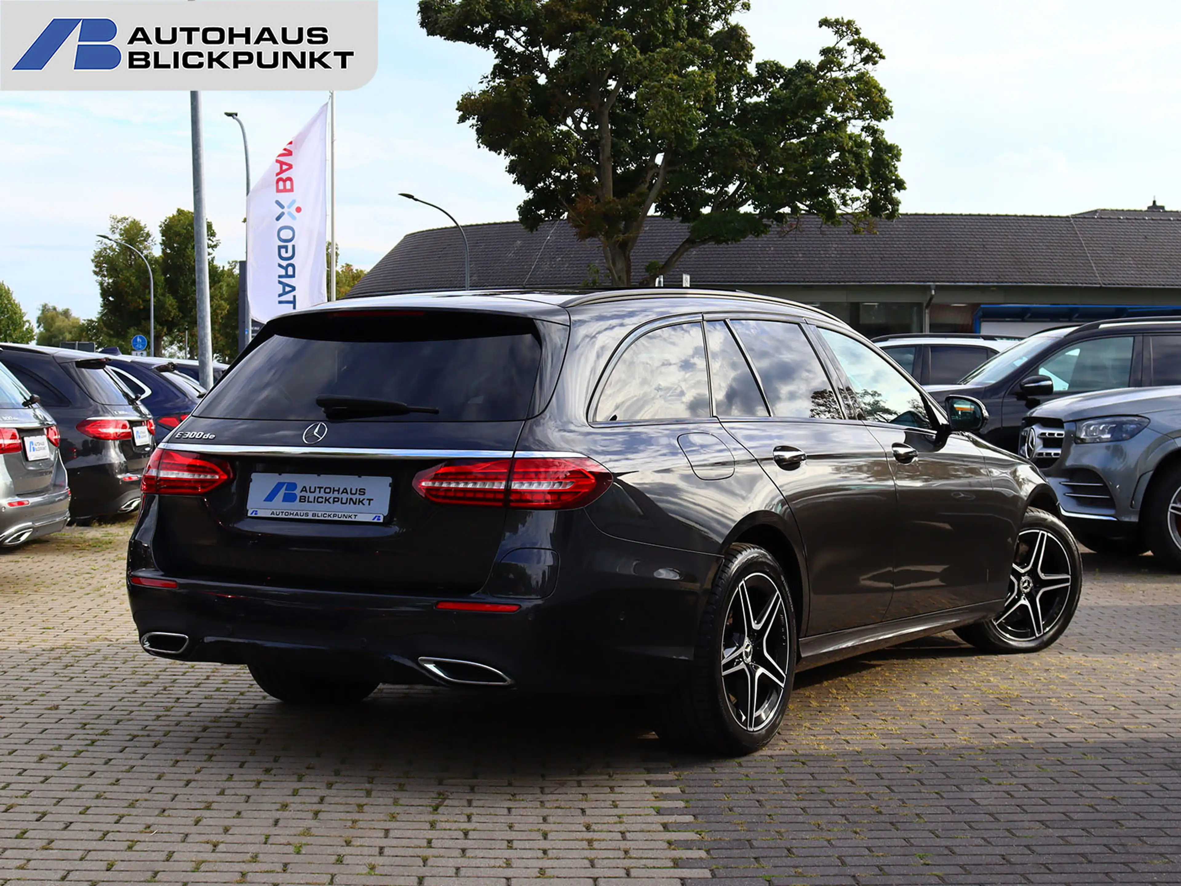 Mercedes-Benz E 300 de T 3x AMG DISTRONIC+PANO+KAM360+HEADUP — photo 6