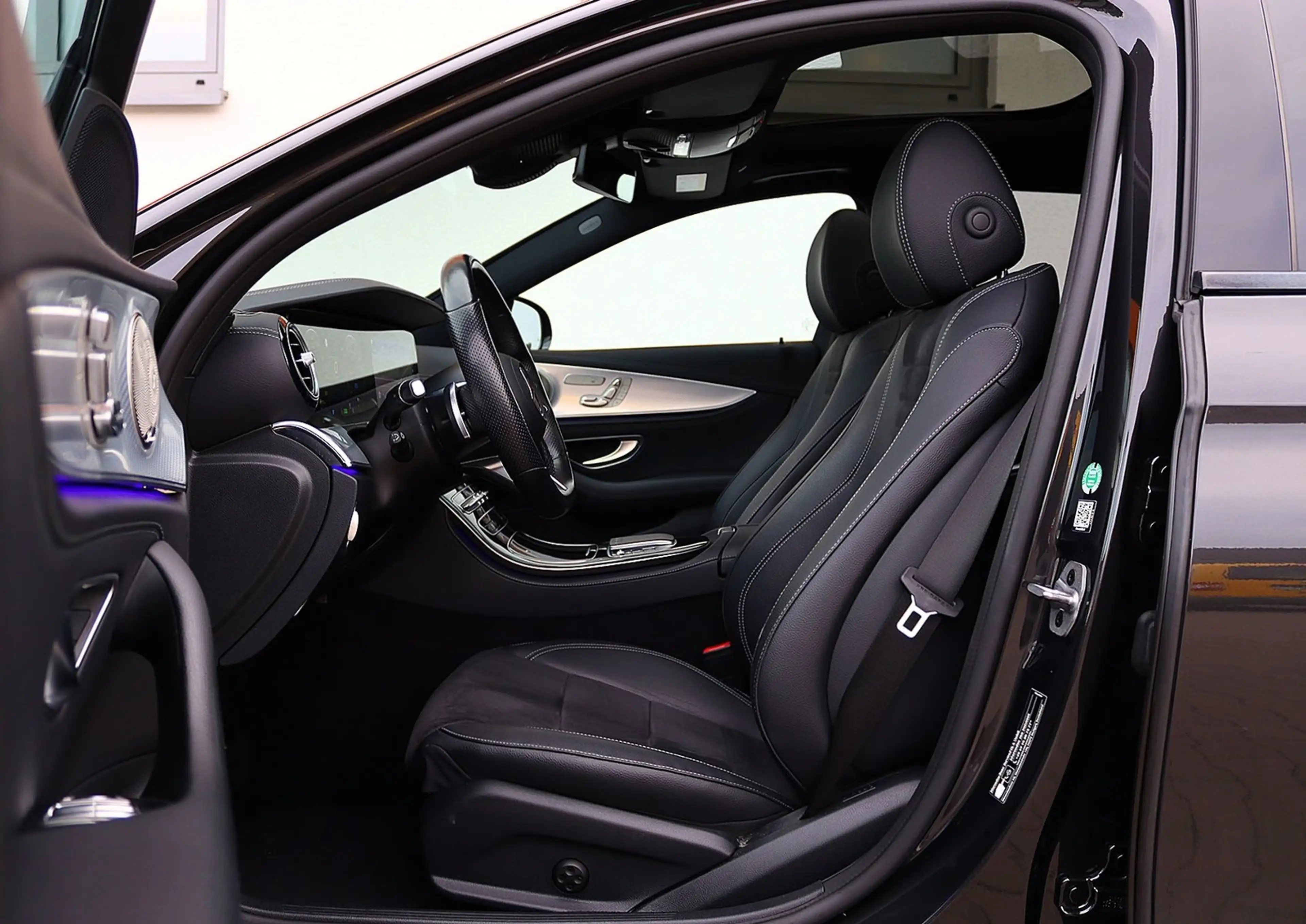 Mercedes-Benz E 300 de T 3x AMG DISTRONIC+PANO+KAM360+HEADUP — photo 8
