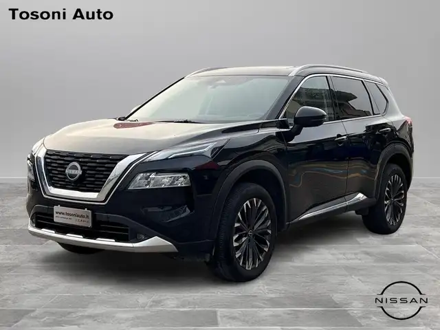 Nissan X-Trail TEKNA 2WD