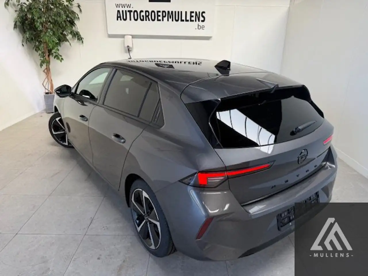 Opel Astra Turbo Start/Stop GS AT8 4