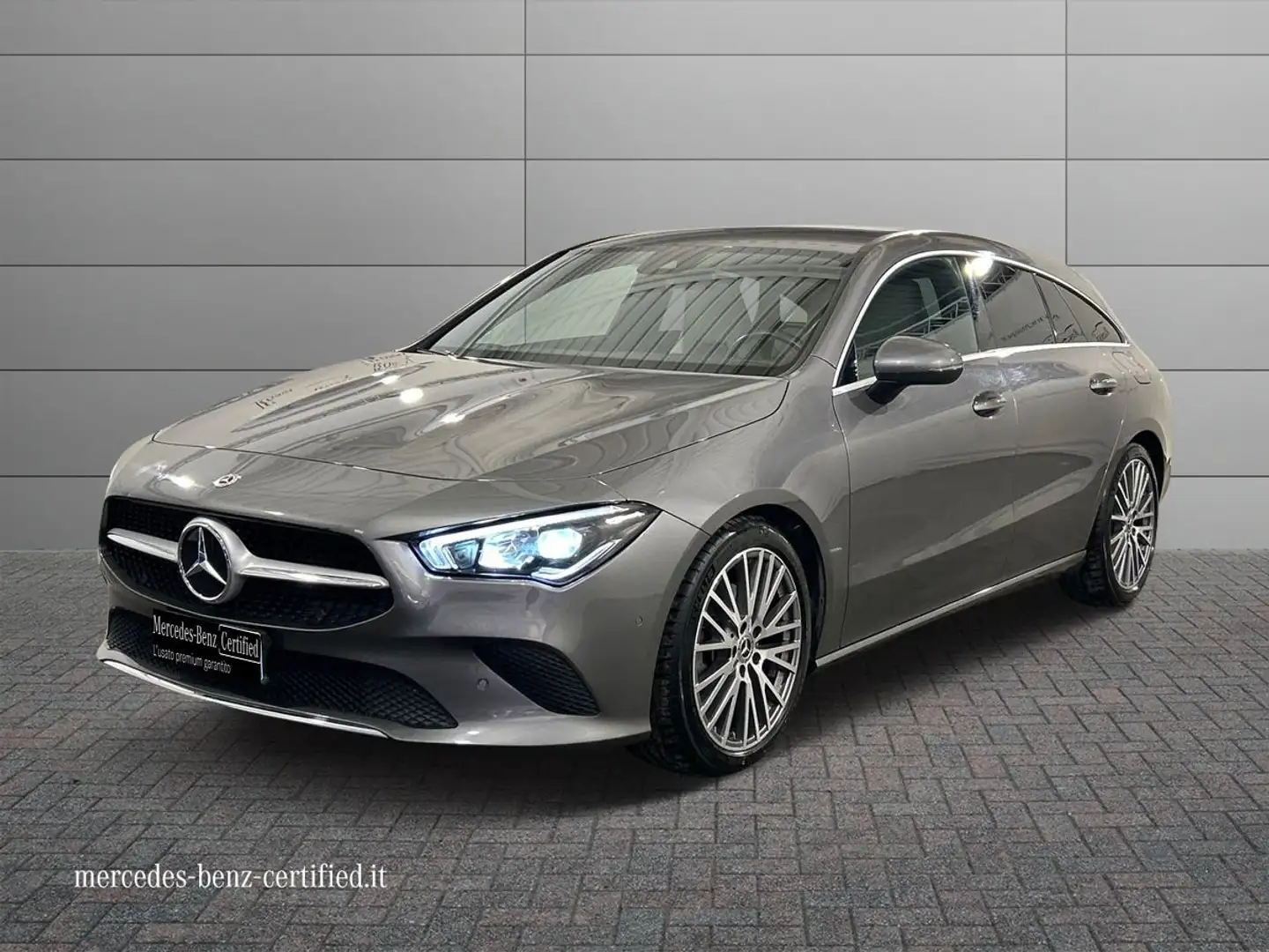 Mercedes-Benz CLA 180 180 d Sport auto Grigio - 1