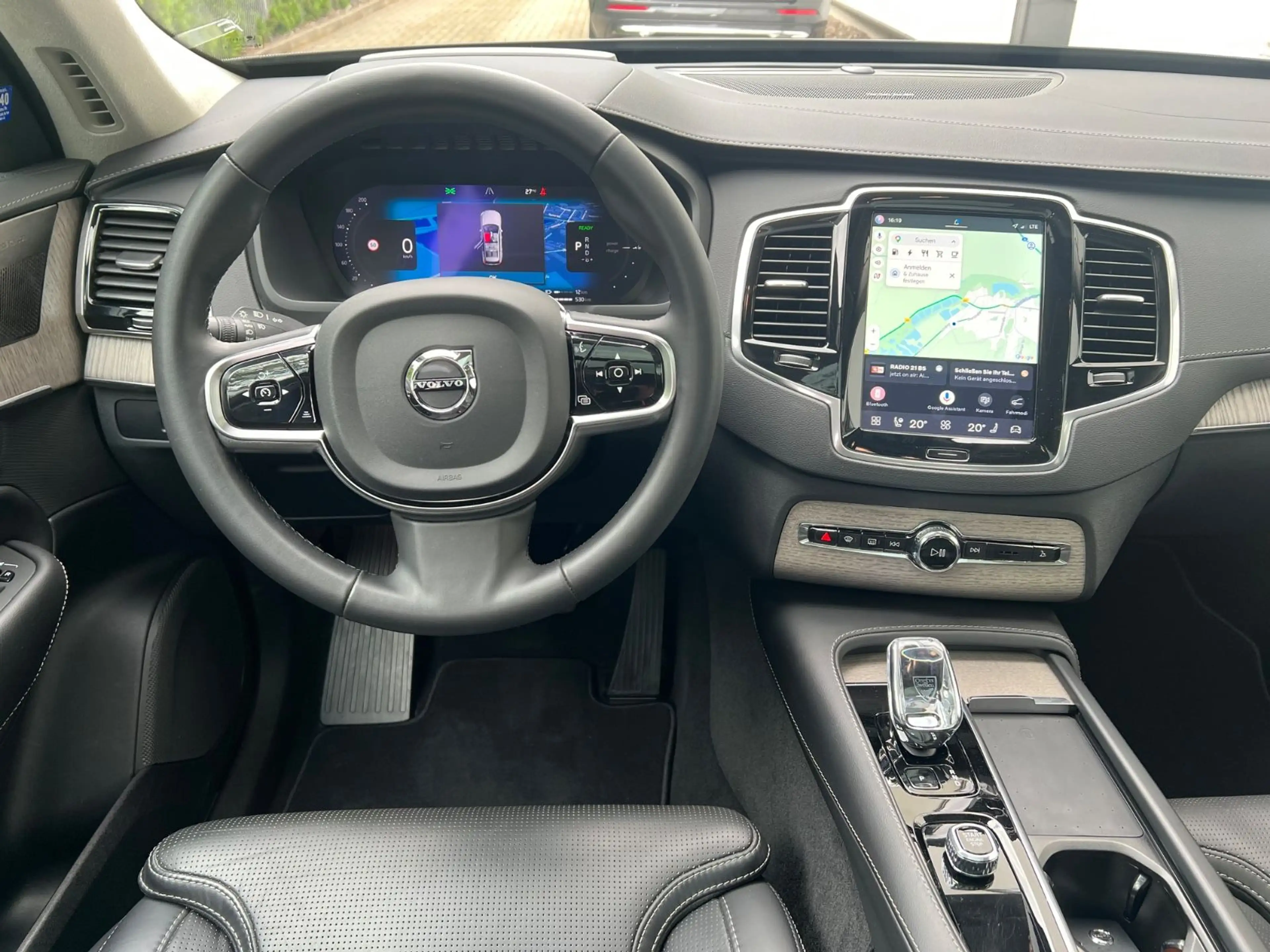 Volvo XC90 Recharge T8 Ultimate Dark AHK GARANTIE — photo 15