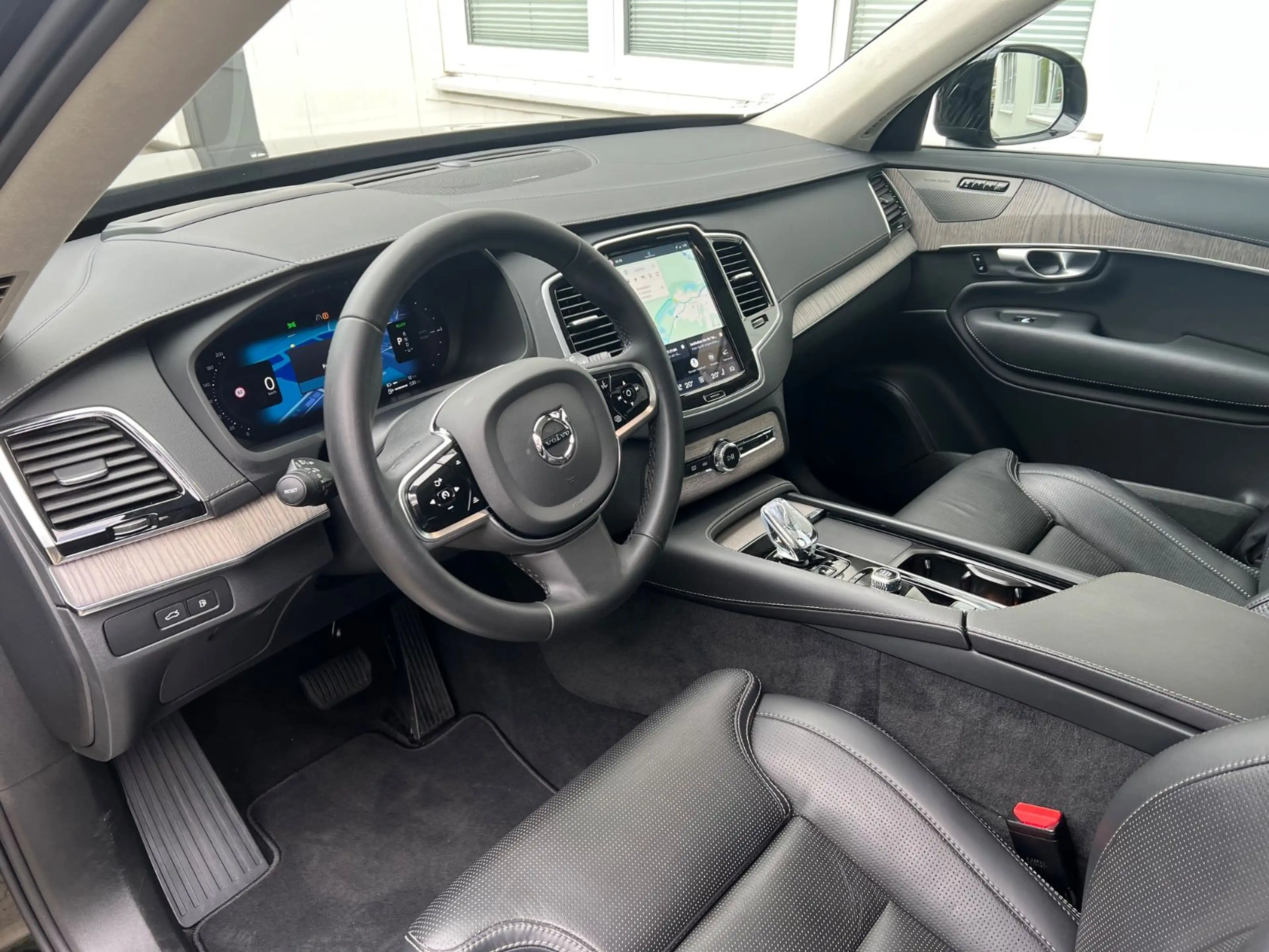 Volvo XC90 Recharge T8 Ultimate Dark AHK GARANTIE — photo 10