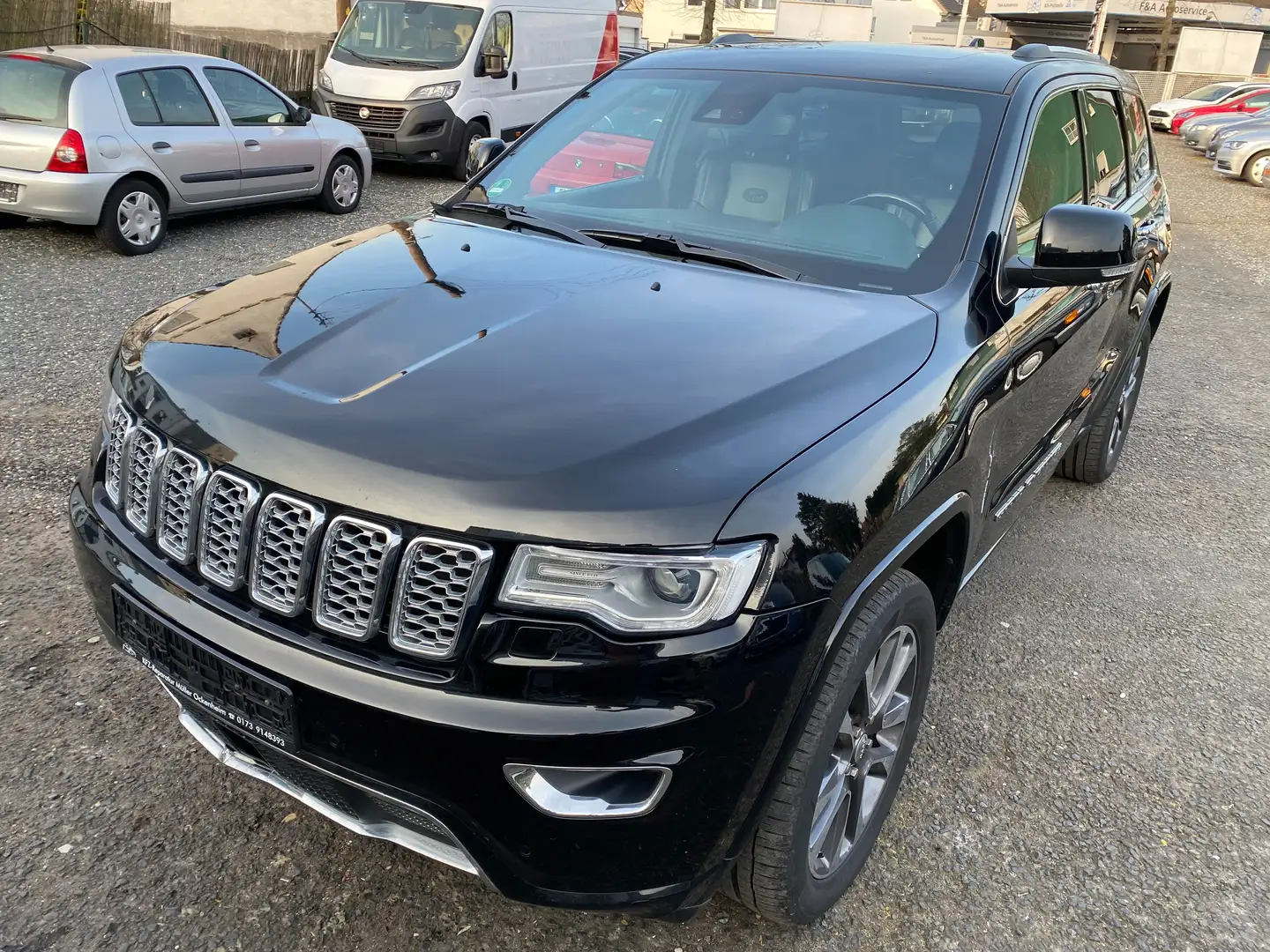 Jeep Grand Cherokee 3.0 CRD Overland Motorschaden crna - 1