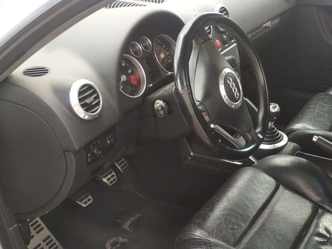 Audi TT 1.8 5V Turbo quattro, foto 5