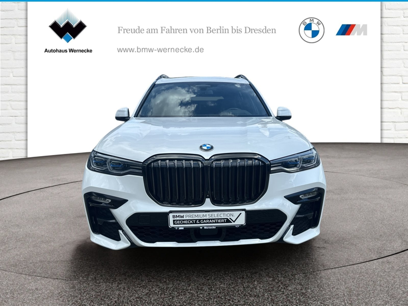BMW X7 xDrive40i — photo 2